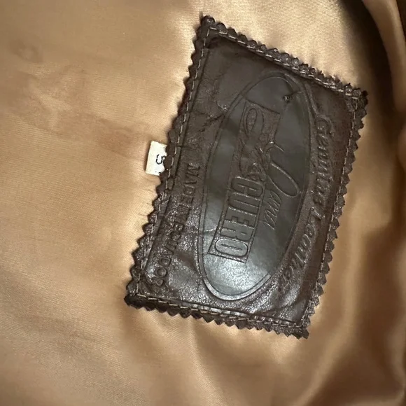 Chic Women's Brown Leather Jacket - Picture 7 of 10